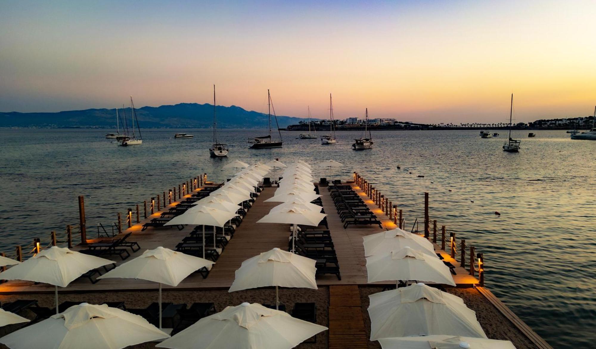Suum Bodrum Hotel & Beach - Adult Only Екстериор снимка