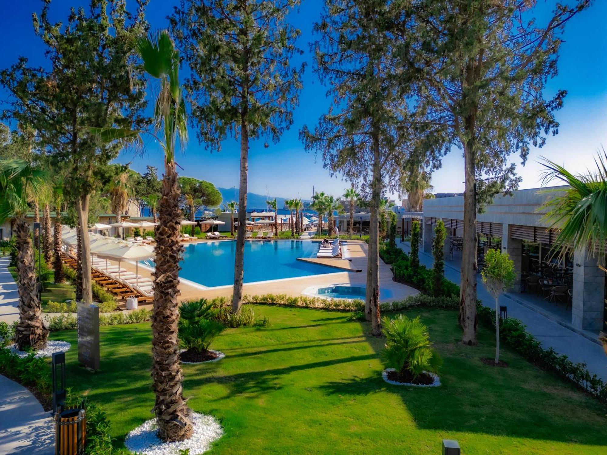 Suum Bodrum Hotel & Beach - Adult Only Екстериор снимка