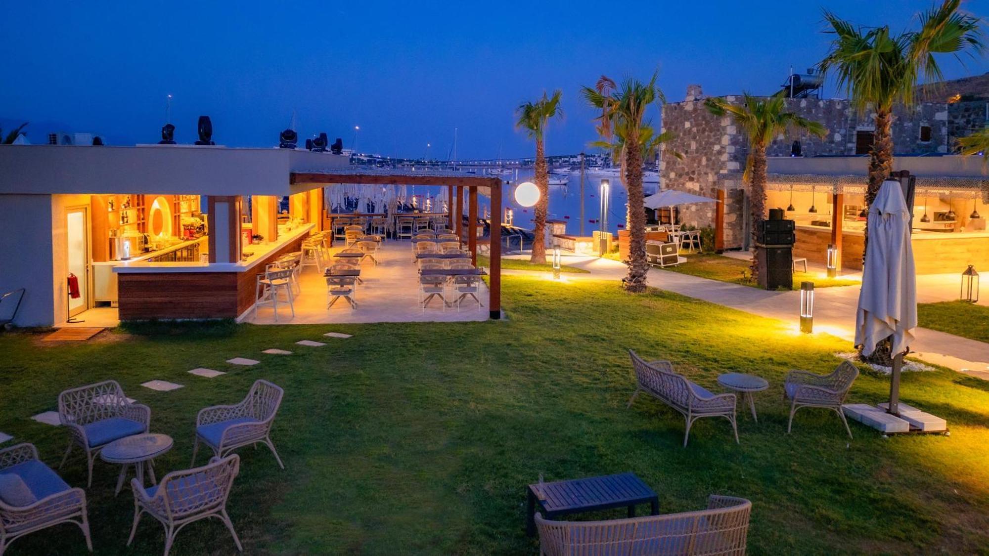 Suum Bodrum Hotel & Beach - Adult Only Екстериор снимка